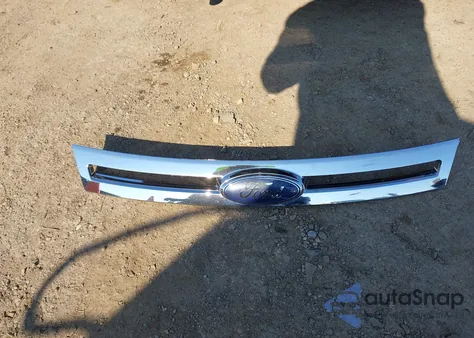 2010 Ford Focus Se z USA, uszkodzony, nr VIN 1FAHP3FN1AW117951